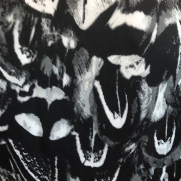 Michael Kors Black & White Long-sleeve Blouse - Picture 4 of 6